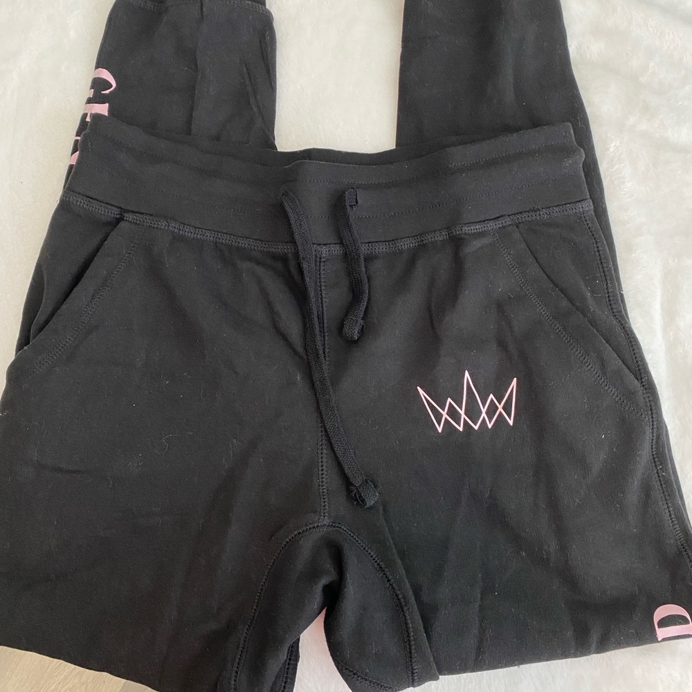 New never worn black sweats for women